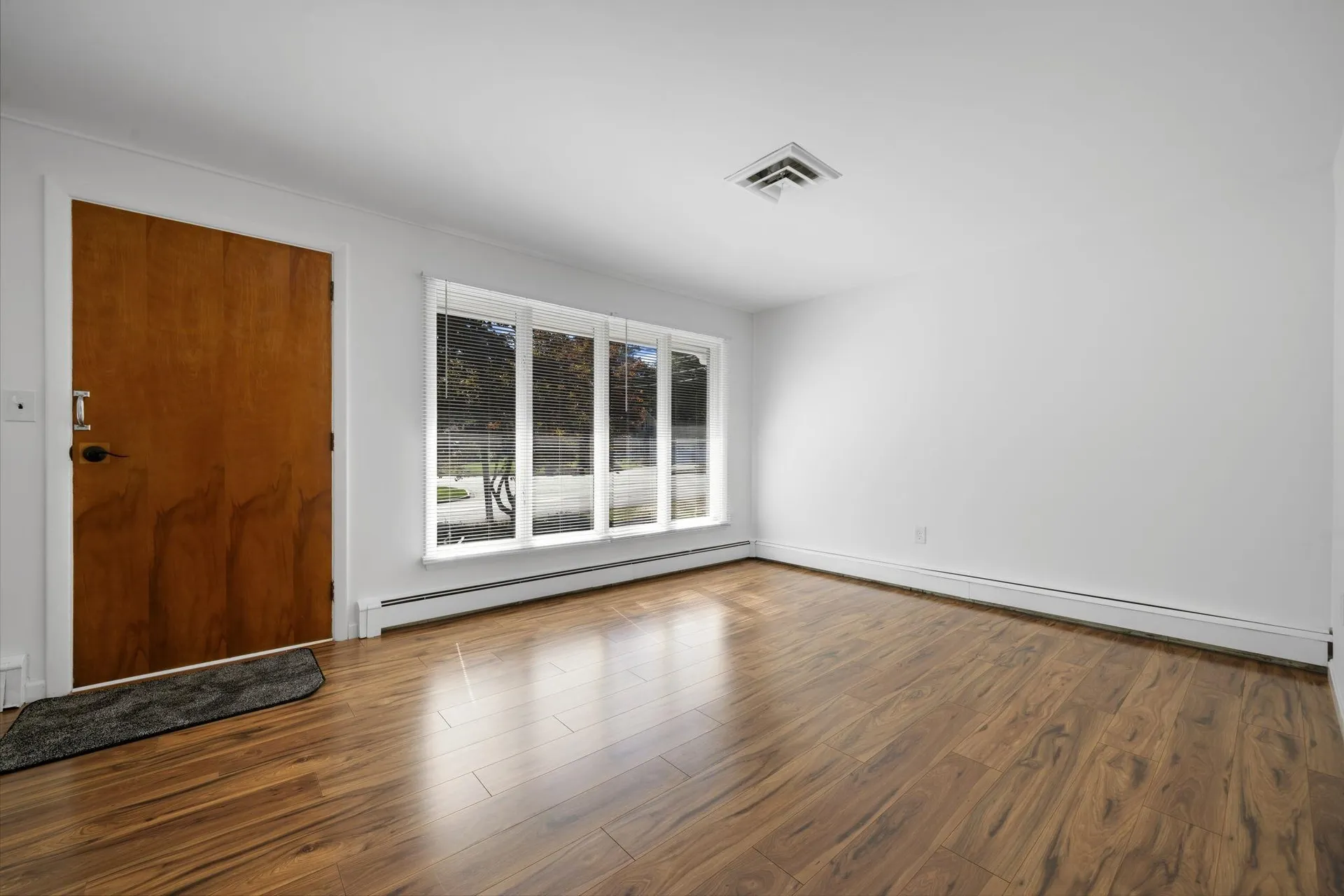 126 Cohas Avenue Manchester NH 03109