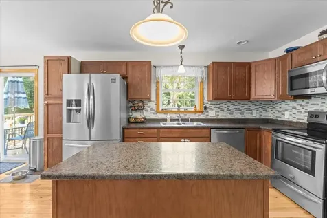 93 Boulder Lane Fletcher VT 05444