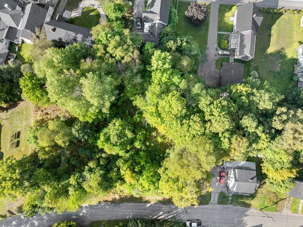 - Spring Street Colebrook NH 03576