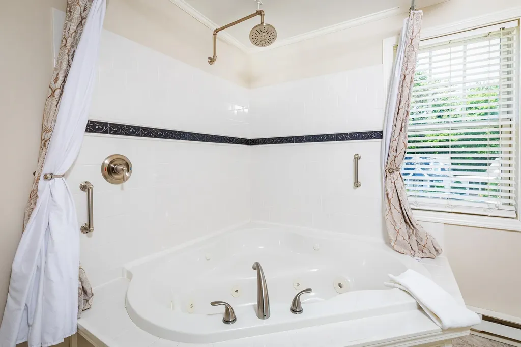 430 High Street Hampton NH 03842