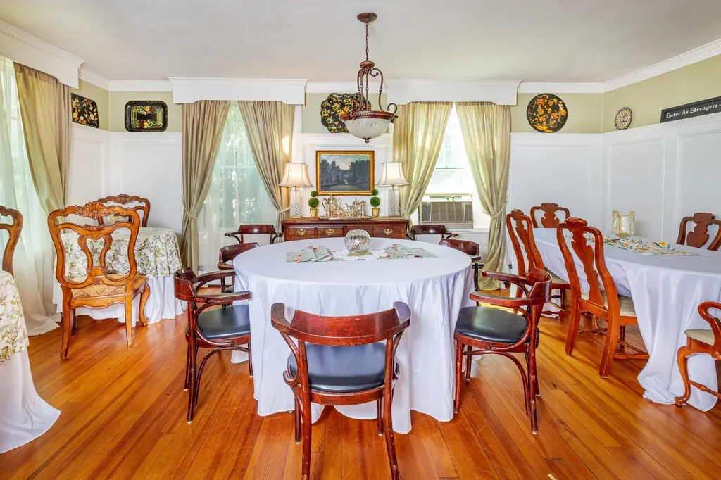 430 High Street Hampton NH 03842