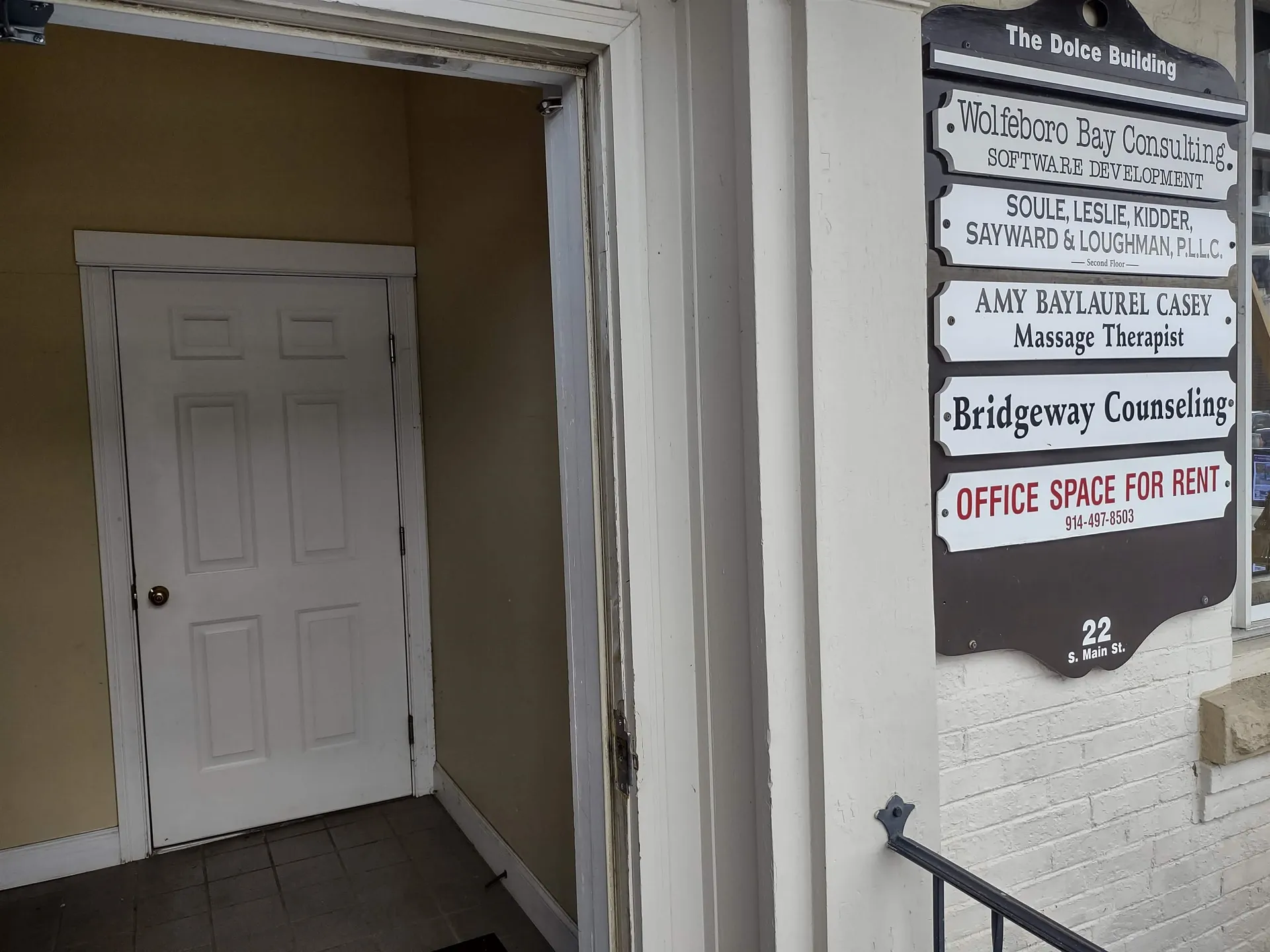 22 South Main Street Wolfeboro NH 03894