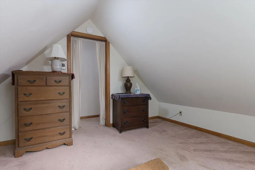 10 Ethan Hill Brattleboro VT 05301