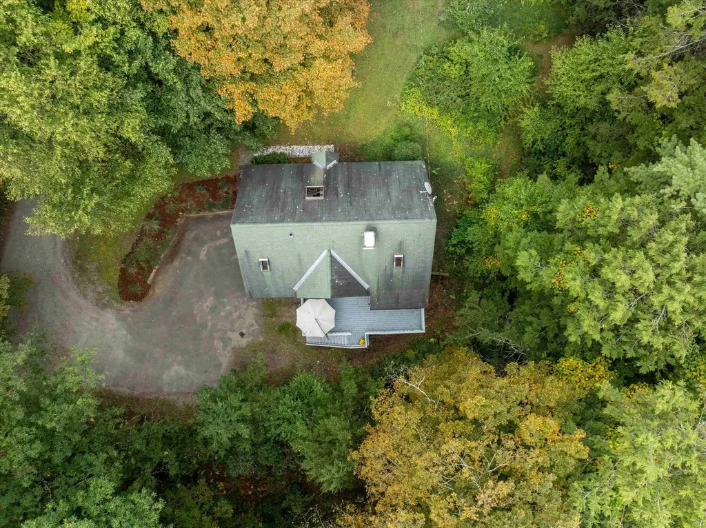 10 Ethan Hill Brattleboro VT 05301