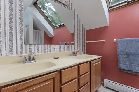 10 Ethan Hill Brattleboro VT 05301