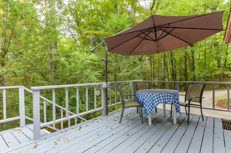 10 Ethan Hill Brattleboro VT 05301