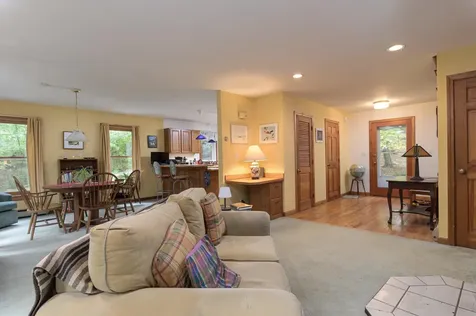 10 Ethan Hill Brattleboro VT 05301