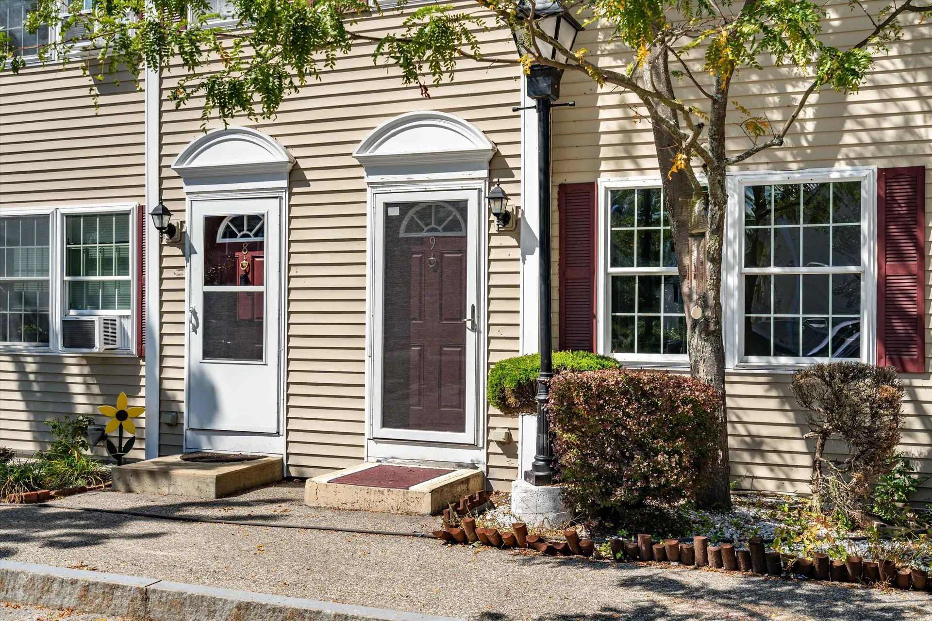 49 Harvell Street Manchester NH 03102