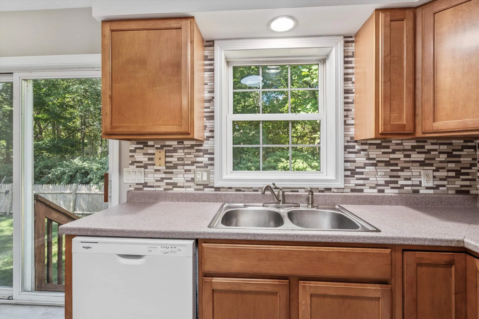 49 Harvell Street Manchester NH 03102