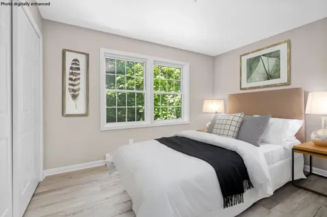 49 Harvell Street Manchester NH 03102