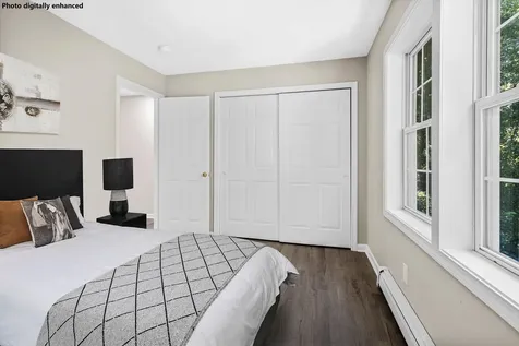 49 Harvell Street Manchester NH 03102