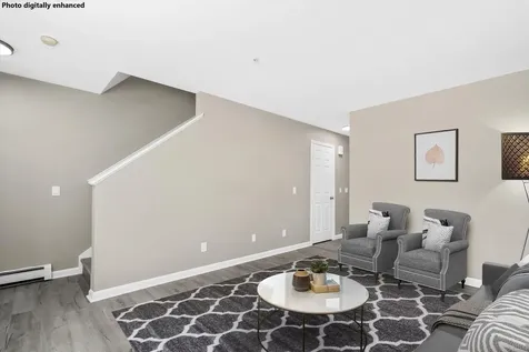 49 Harvell Street Manchester NH 03102