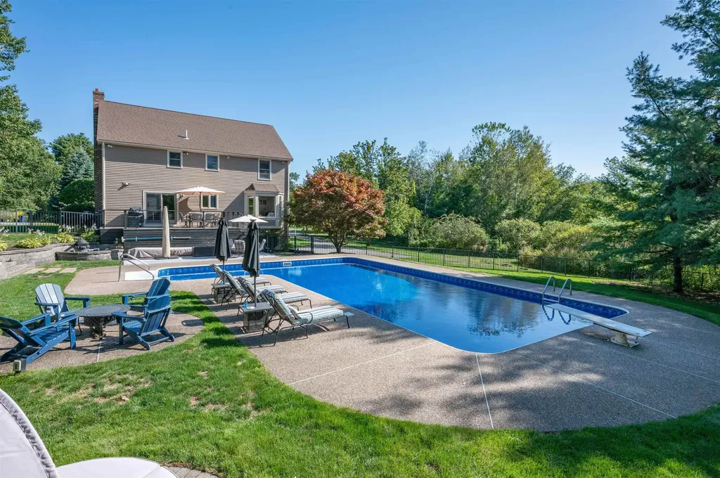 1 Ridgewood Road Plaistow NH 03865