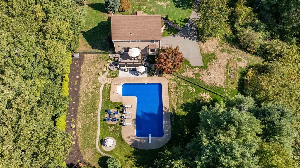 1 Ridgewood Road Plaistow NH 03865