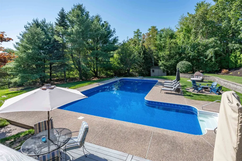 1 Ridgewood Road Plaistow NH 03865