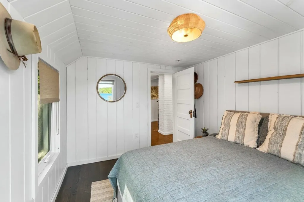 58 Rollins Road Alton NH 03810