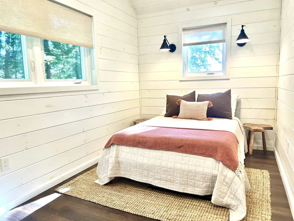 58 Rollins Road Alton NH 03810