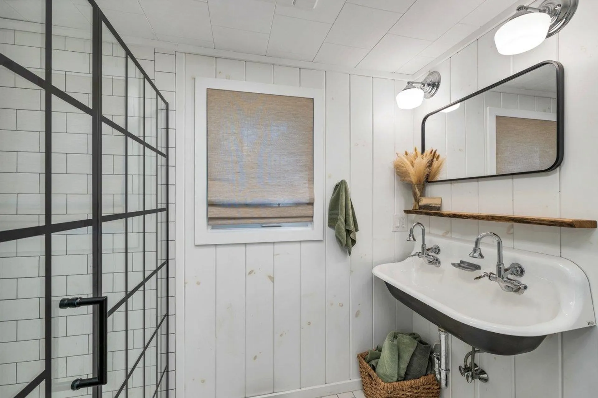 58 Rollins Road Alton NH 03810