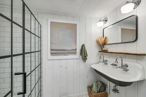 58 Rollins Road Alton NH 03810