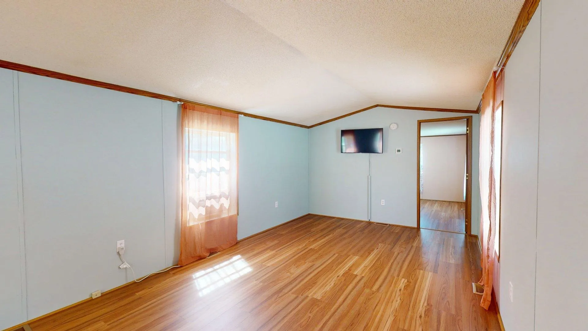 89 End Street Salem NH 03079