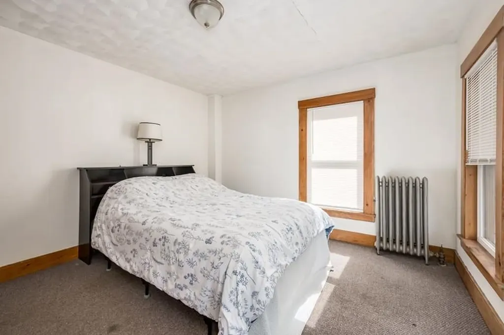 14 Central Street Somersworth NH 03878