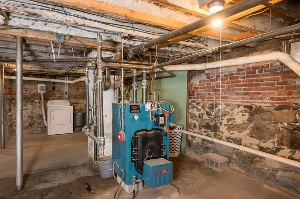 14 Central Street Somersworth NH 03878