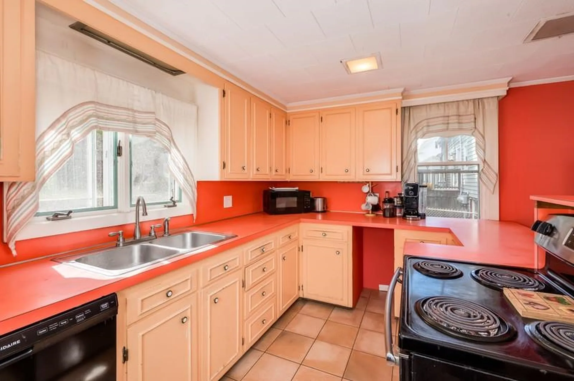 14 Central Street Somersworth NH 03878