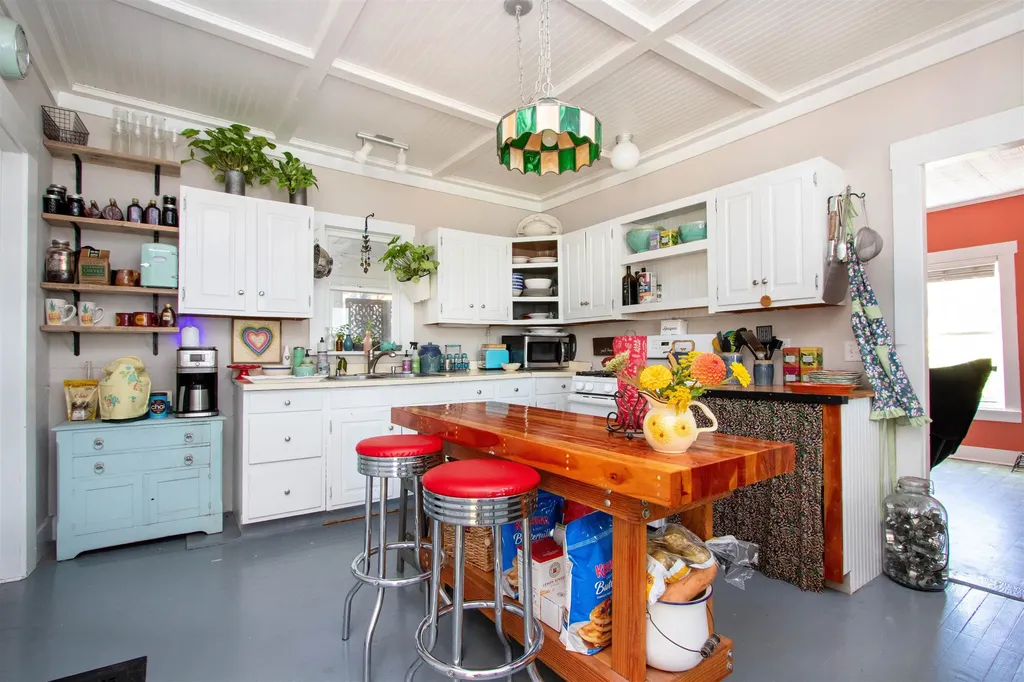 2507 Vermont Route 100 Lowell VT 05847