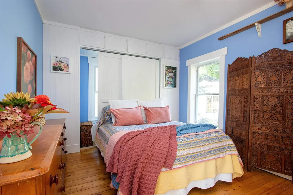 2507 Vermont Route 100 Lowell VT 05847