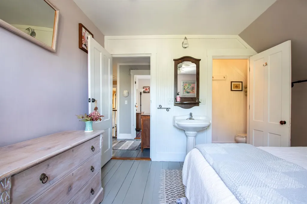 2507 Vt Route 100 Lowell VT 05847