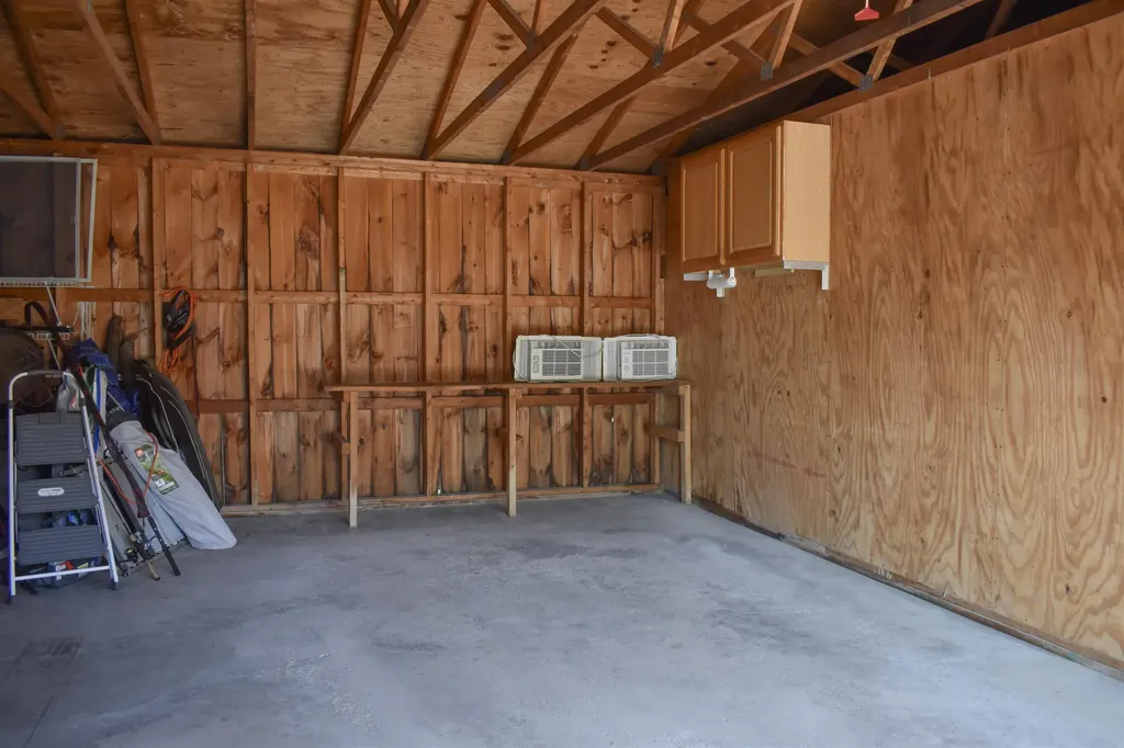 2B Country Commons Vergennes VT 05491