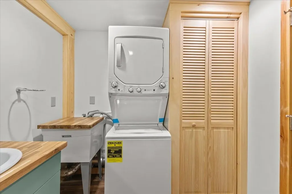 32 Goodell Avenue Morristown VT 05661