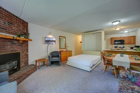 2E/F River Run Drive Bartlett NH 03812