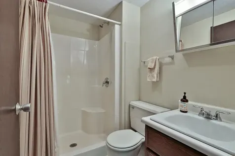 1093 Middle Hollow Road Rochester VT 05767