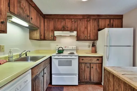 1093 Middle Hollow Road Rochester VT 05767