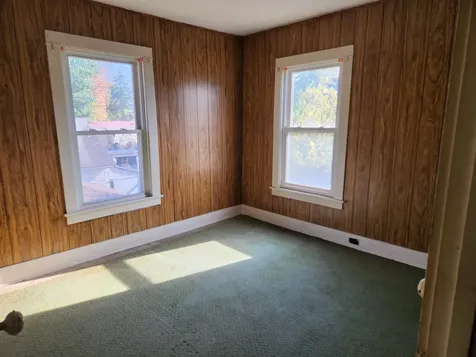 19 Norton Avenue Poultney VT 05764