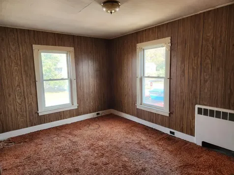 19 Norton Avenue Poultney VT 05764