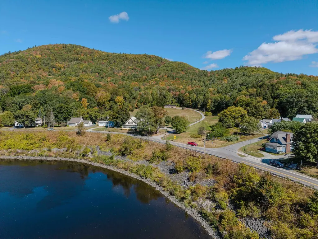 68 Monroe Road Bath NH 03740