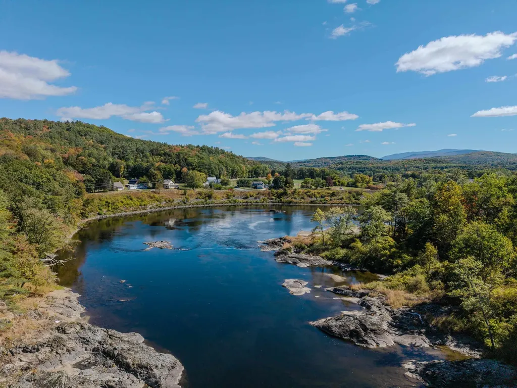 68 Monroe Road Bath NH 03740