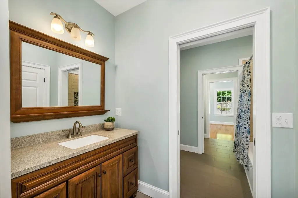 22 Clover Ridge Road Meredith NH 03253