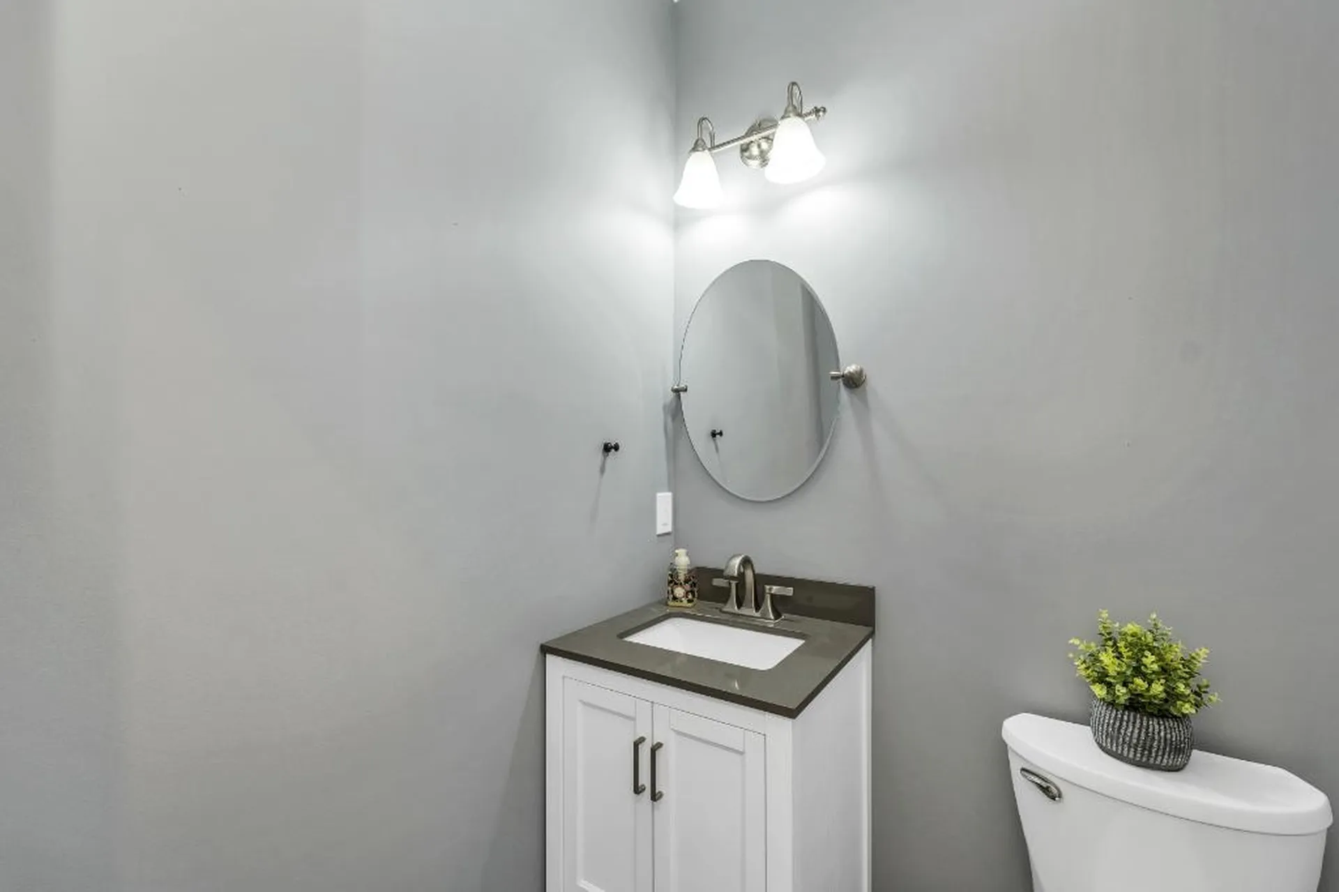 22 Clover Ridge Road Meredith NH 03253