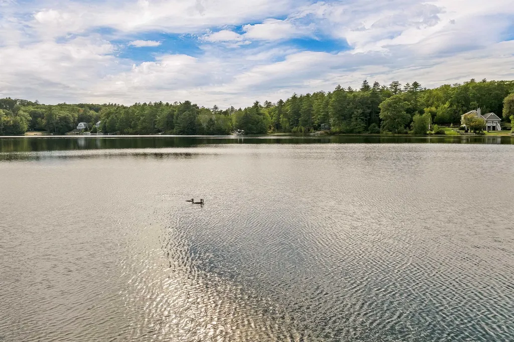 117 E Huntress Pond Road Barnstead NH 03225