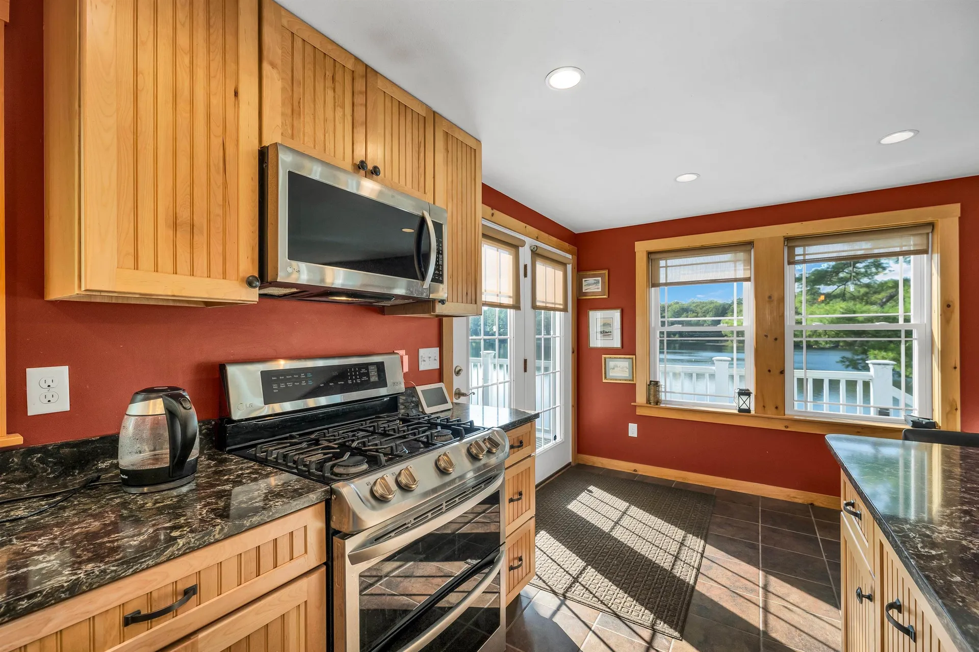 117 E Huntress Pond Road Barnstead NH 03225