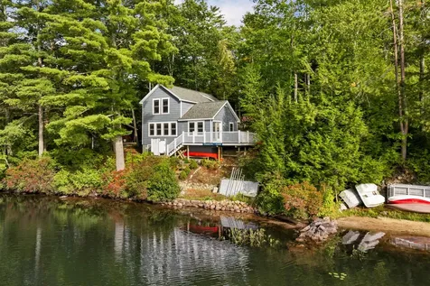 117 E Huntress Pond Road Barnstead NH 03225