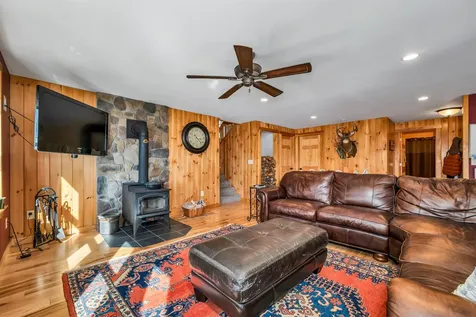 117 E Huntress Pond Road Barnstead NH 03225