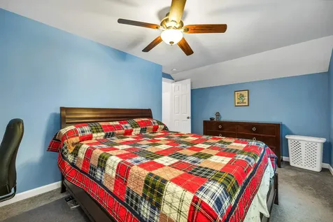 117 E Huntress Pond Road Barnstead NH 03225