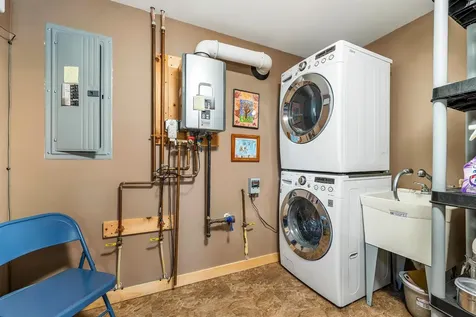 117 E Huntress Pond Road Barnstead NH 03225