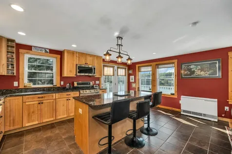 117 E Huntress Pond Road Barnstead NH 03225