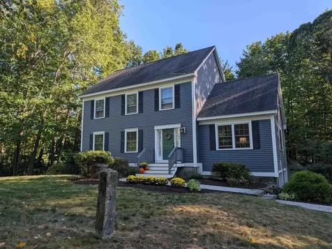 21 Falls Way Greenland NH 03840