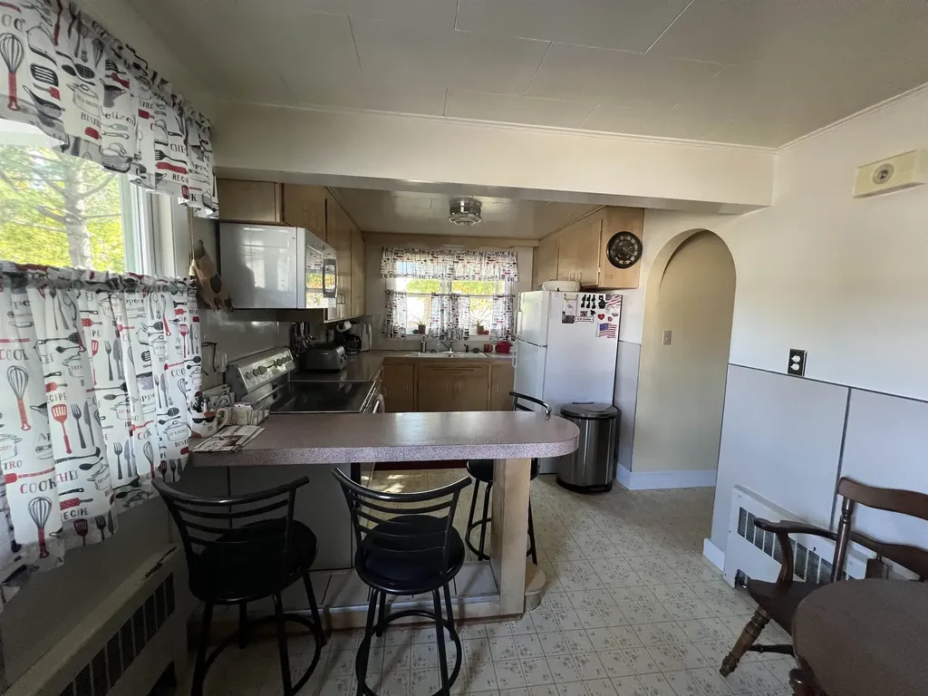 37 Pine Island Avenue Berlin NH 03570